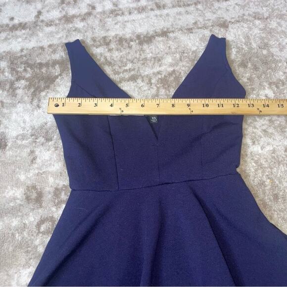LuLu’s dress Feel Good Navy Blue Skort Dress V- plung neck SZ XS fit & flare - Picture 9 of 10